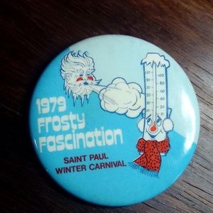 Winter carnival button Vgt 1979